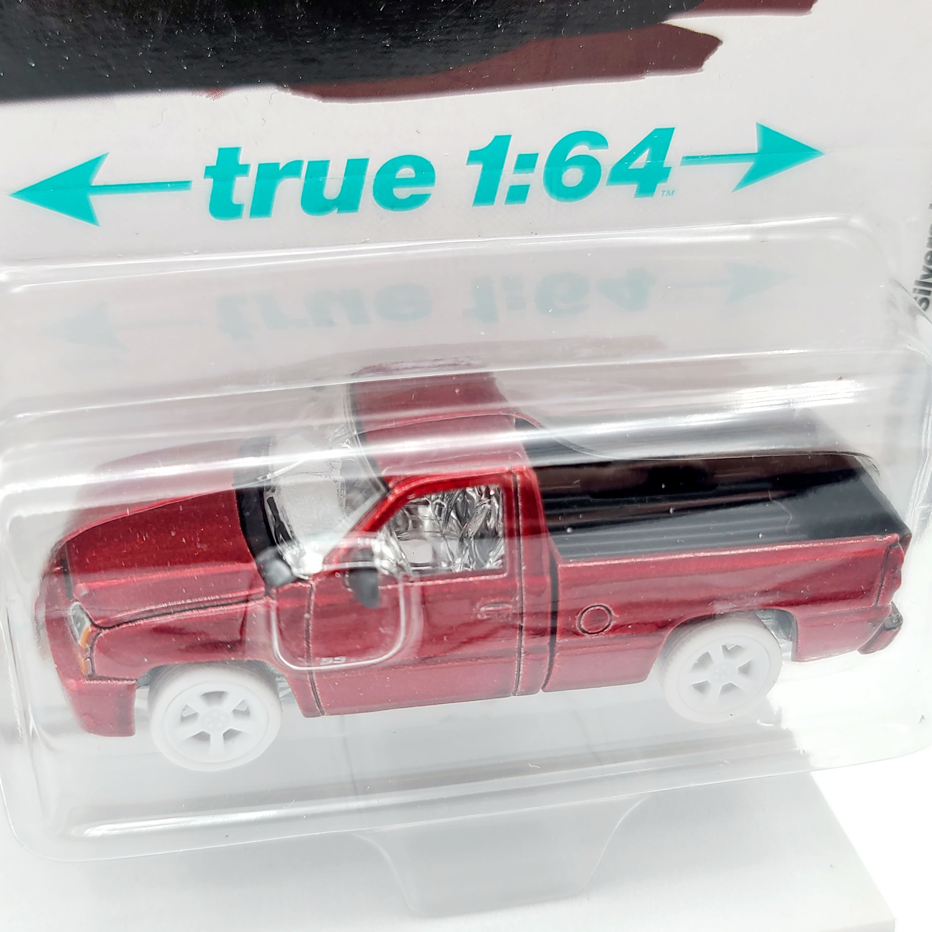 Auto World - CHASE, ULTRA RED - '05 Chrevrolet Silverado SS Custom - 1:64 (2025 Release 1B - Muscle Trucks)